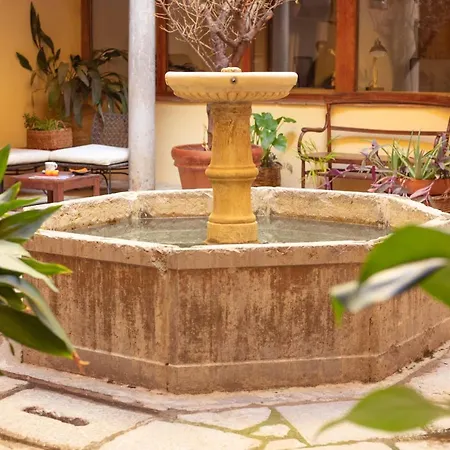 Alh Patio *