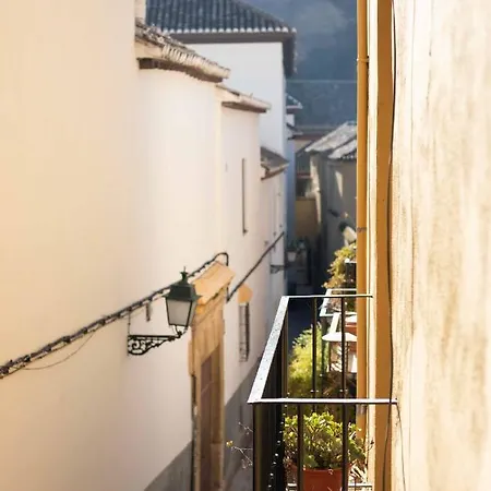Alh Patio Granada