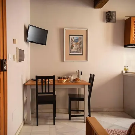 Alh Patio Apartment *