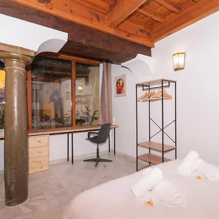 Alh Patio Apartment Granada